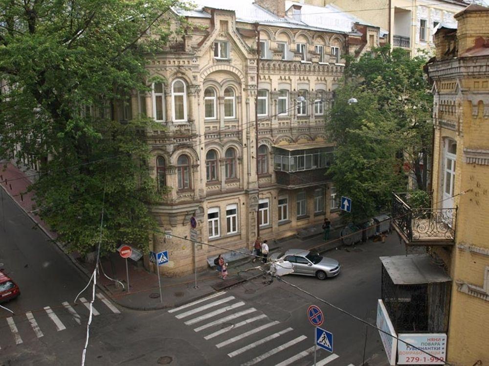 Hostel Kreschatik Kiev Exterior photo